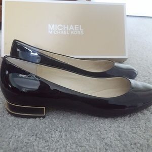 Michael Kors Flats
